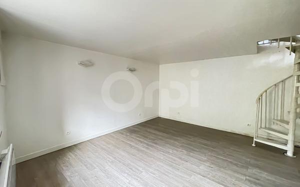 Maison à vendre    3 pièces •  Ecquevilly