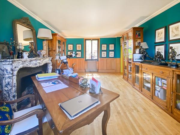 Propriété exceptionnelle Oinville sur montcient 276m² habitables