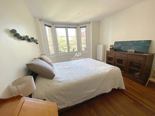 Appartement 2 pièces à vendre à Viroflay - Proche gare et écoles 268 000 € **  - Référence  690-C