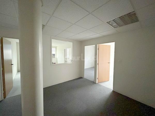 BUREAUX à LOUER de 155 m²