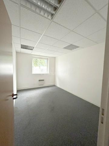 BUREAUX à LOUER de 155 m²