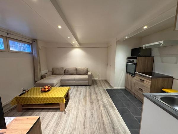 STUDIO T1 - 32 M2 - MANTES-LA-JOLIE 78200