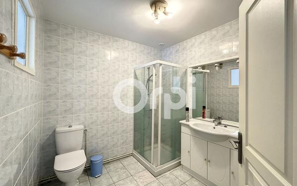 Appartement à louer    2 pièces •  Le Lardin-Saint-Lazare