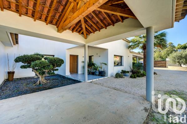 Maison à vendre 8 pièces 320 m² La Cadière-d'Azur