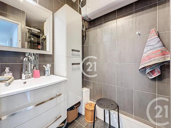 Appartement F4 à vendre  4 pièces - 64,22 m2 MONTREUIL - 93