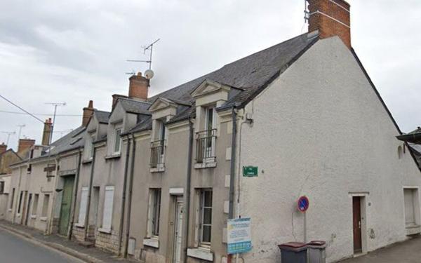 Immeuble à vendre    6 pièces •  Contres