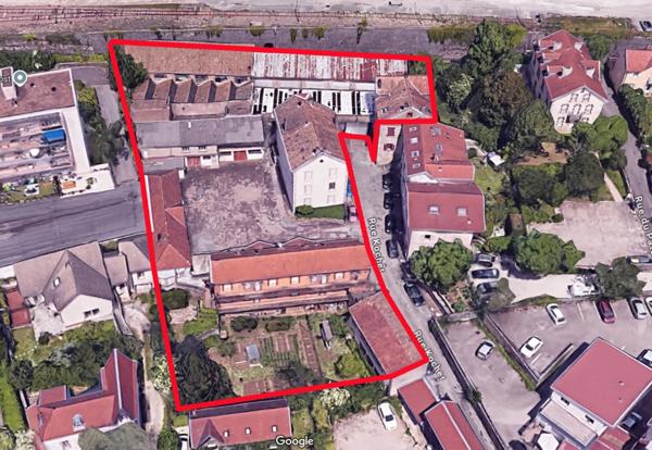 Doubs (25), à vendre Besançon, 5 Immeubles + 1 Atelier + terrain de 3417 m2 Besançon, quartier Chaprais.