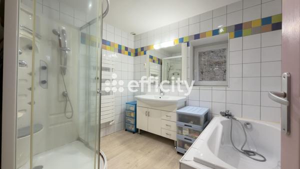 Maison 8 pièces - 210 m² Exclusivité efficity