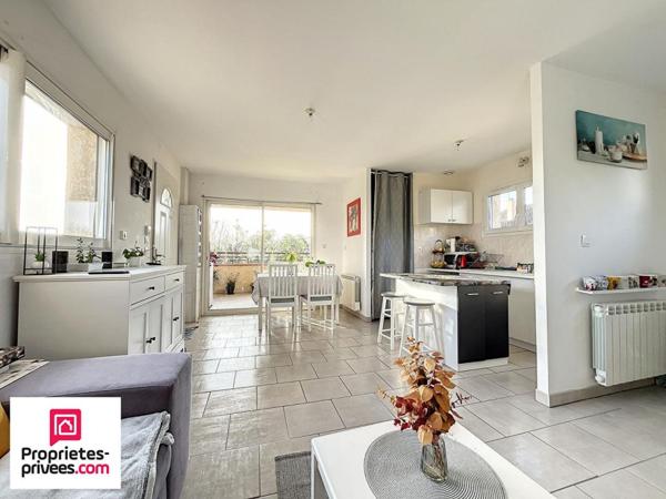 Appartement Type 3 de 65 m2 avec TERRASSE couverte 14 m2