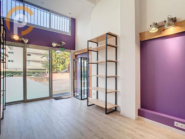 Location Local commercial49,09 m² - SAINT CYPRIEN (66750)