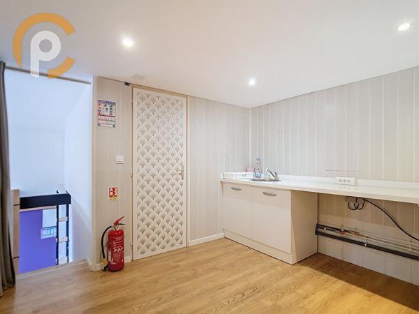 Location Local commercial49,09 m² - SAINT CYPRIEN (66750)