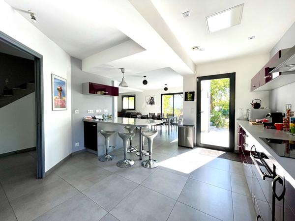 MAISON CONFLANS STE HONORINE - 6 PIÈCES - 150m² €747 000 ** - Référence 7203