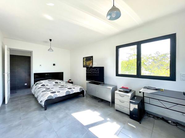 MAISON CONFLANS STE HONORINE - 6 PIÈCES - 150m² €747 000 ** - Référence 7203