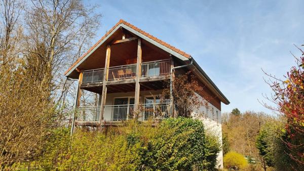 STUDIO MEUBLE 27 M² CALME ET CAMPAGNE