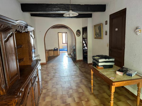 Maison à vendre    3 pièces • 63 m2 Roumoules