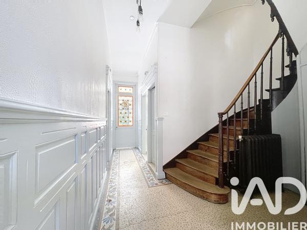 Maison à vendre 8 pièces 242 m² Douai