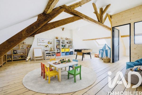 Maison à vendre 8 pièces 242 m² Douai