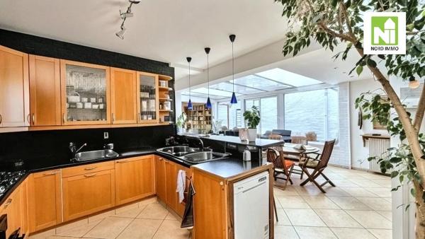 Maison 265m2 - 6 chambres - Jardin , Lille