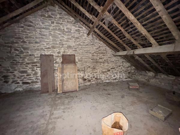 SAINT HILAIRE LA TREILLE