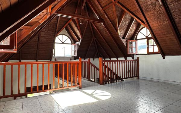 Maison à vendre    5 pièces •  Capesterre-Belle-Eau