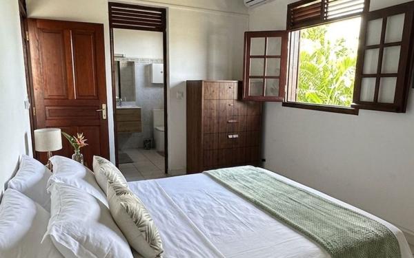 Maison à vendre    5 pièces •  Capesterre-Belle-Eau