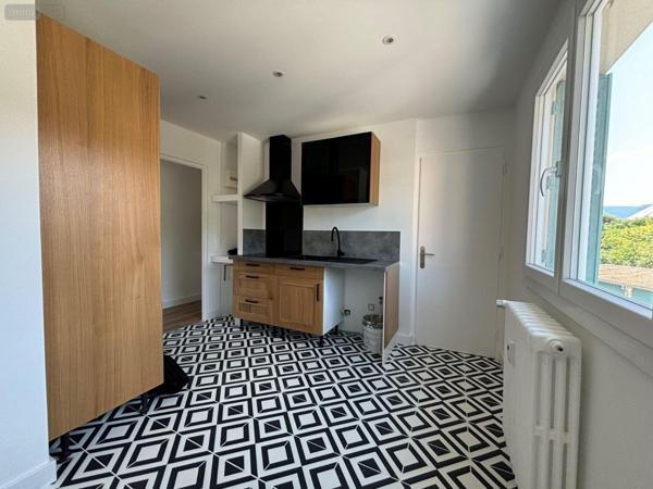 Appartement rénové à vendre à Chambéry en Savoie (73000), ref : 73007-165   
Mérande