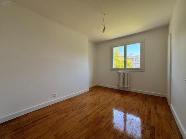 Appartement rénové à vendre à Chambéry en Savoie (73000), ref : 73007-165   
Mérande