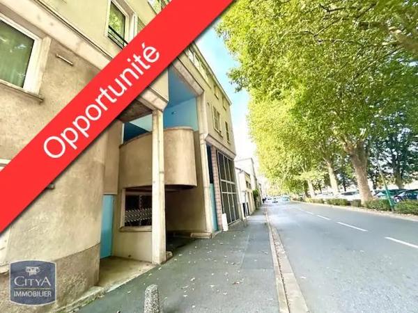 Parking à vendre 28m²