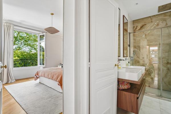 Vente Appartement de luxe Neuilly-sur-Seine 7 Pièces 194 m²