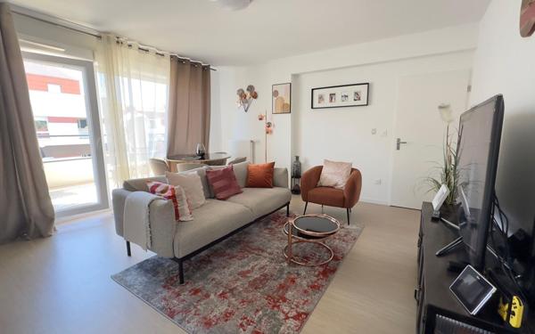 Appartement à vendre    4 pièces • 77 m2 Neuilly-sur-Marne
