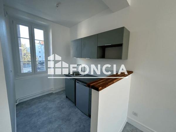 Location Appartement 2 pièces 33.7 m² - 20 RUE RASPAIL Grenoble 38000