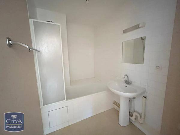 Appartement à louer 2 pièces 47.48m² Le Mans (72100)