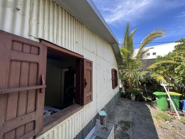 Maison à vendre à Saint-Pierre à la Réunion (97410), ref : 97411-332