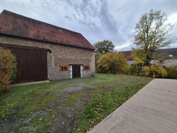 Maison à vendre 10 pièces proche de AIGURANDE (36)