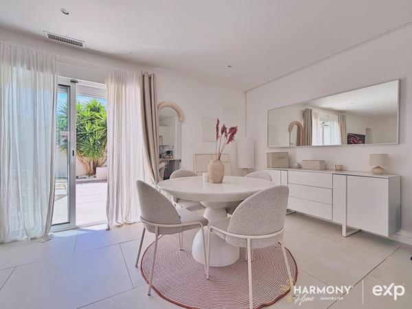 Rare à la vente – Maison entièrement rénovée avec piscine et sans vis-à-vis