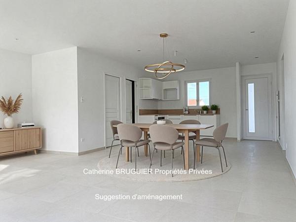 Plain pied de 114 m2 -  3 chambres- garage - grand jardin clos- quartier résidentiel