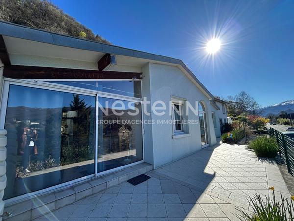 A VENDRE MAISON AVEC VUE SUR LE CHATEAU + GARAGE + JARDIN