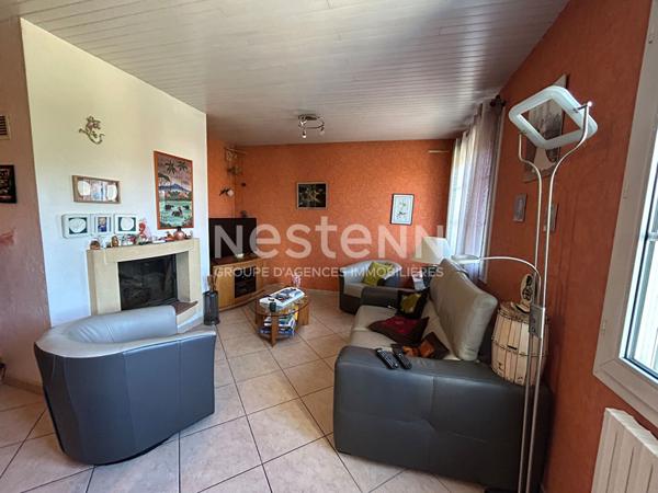 A VENDRE MAISON AVEC VUE SUR LE CHATEAU + GARAGE + JARDIN