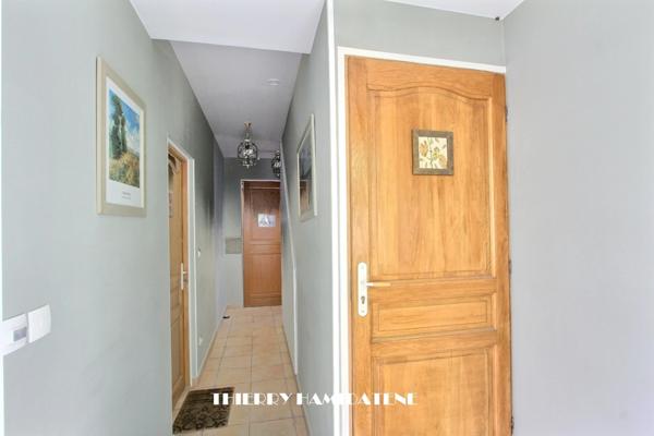 CENTRE VILLE !! IMMEUBLE DE RAPPORT R+1 - 3 GRANDS STUDIOS TOUTE EQUIPES LOUES A L ANNEE en résidence hotelliere RENTA 30.000 euros EUROS ANNUEL