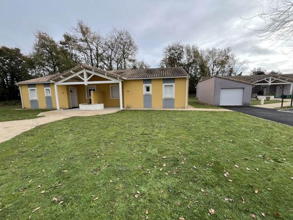 Maison à vendre |  Civray |  2 pièces | 73 m²