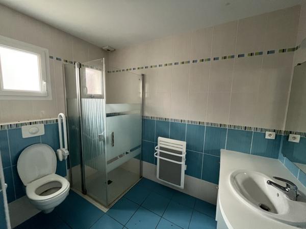 Maison à vendre |  Civray |  2 pièces | 73 m²