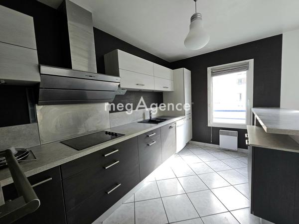 Appartement à SOTTEVILLE-LES-ROUEN, 76300 - 5 pièces 103m²