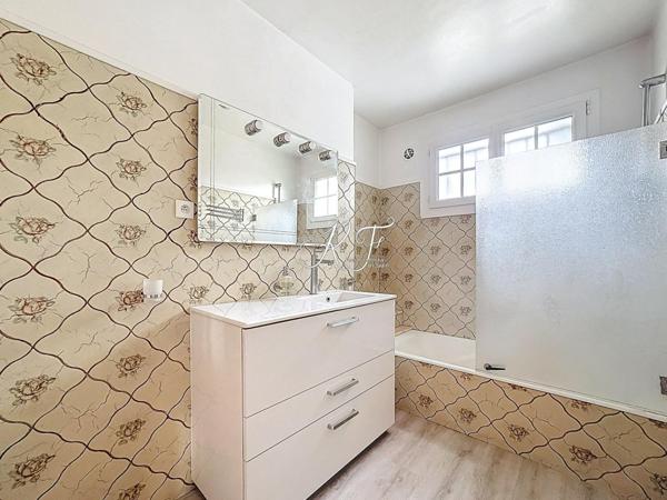 Maison individuelle sur sous sol total aménagé