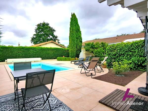 Maison 5 pièces 140 m² avec chalet et piscine