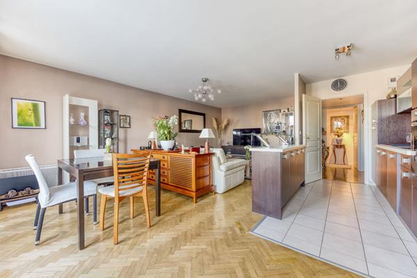 Appartement Le Plessis Robinson 3 pièce(s) 71 m2 475 000 € **  - Référence  439