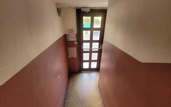 Appartement à vendre    2 pièces • 25 m2 Avignon