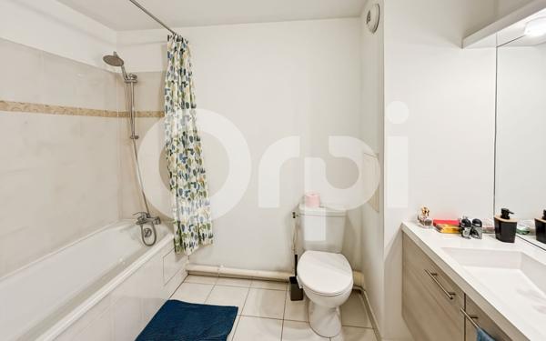 Appartement à vendre    2 pièces • 41 m2 Dammartin-en-Goële