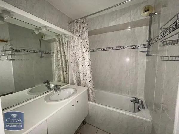 Appartement à louer 2 pièces 42.32m²