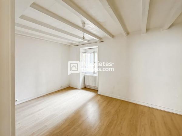 IMMEUBLE DE RAPPORT - HYPER CENTRE DE SAINT ANDRÉ DE CUBZAC