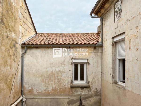 IMMEUBLE DE RAPPORT - HYPER CENTRE DE SAINT ANDRÉ DE CUBZAC